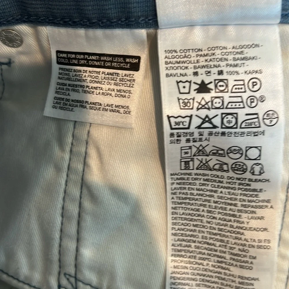Levi’s Textured Denim Pants